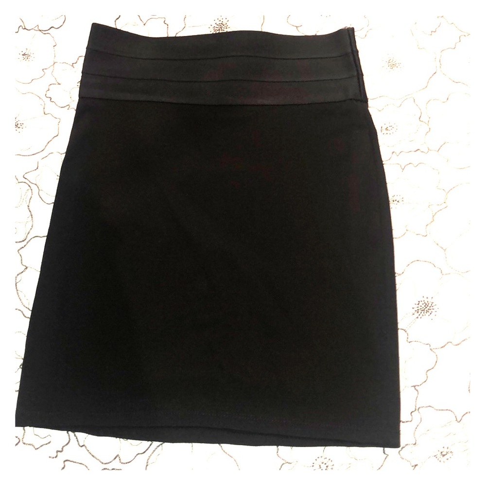 Max Studio pencil skirt